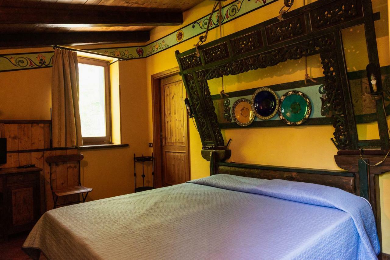 Agriturismo Mezzaluna Malchina 외부 사진